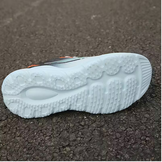 Men’s Lace-Up Mesh Running & Sports Shoes