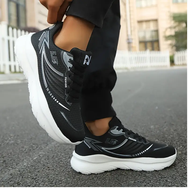 Men’s Lightweight Mesh Running & Sports Shoes